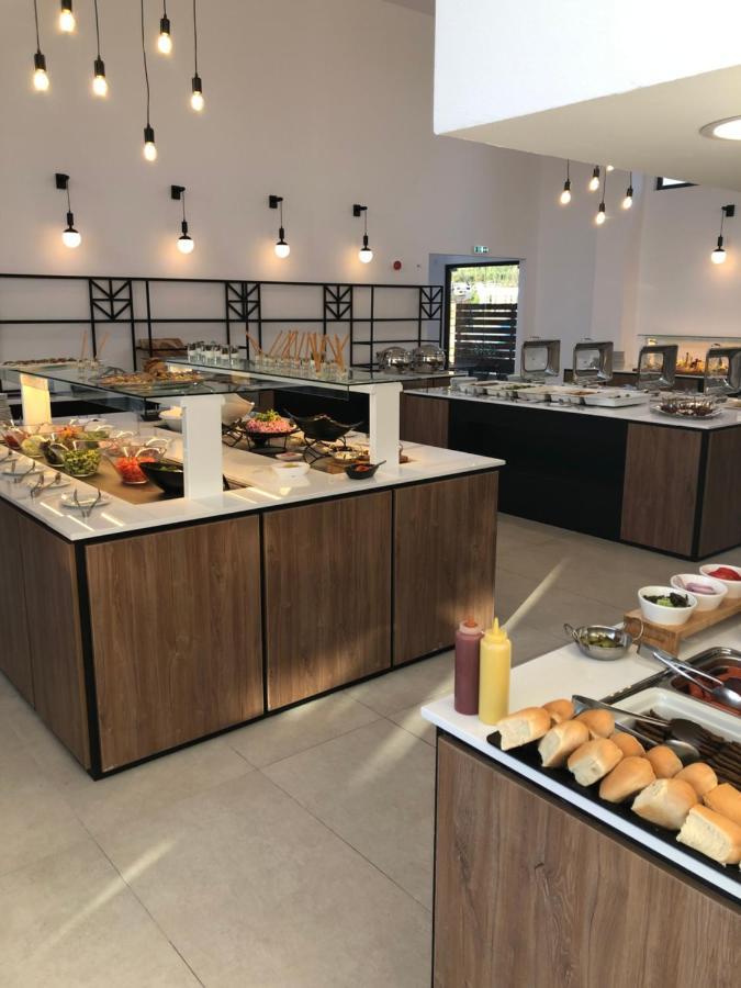 Cavo D' Oro Hotel & Suites Kalamákion 外观 照片