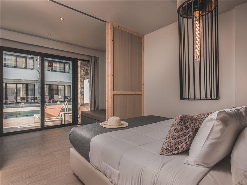 Cavo D' Oro Hotel & Suites Kalamákion 外观 照片